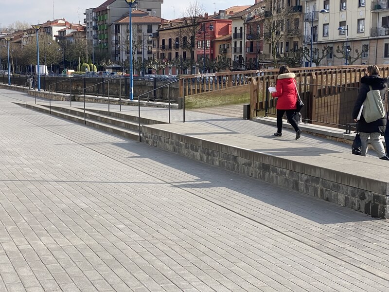 Urbanizacion de calles, barrios, zonas residenciales nuevas en Bilbao y bizkaia (3)